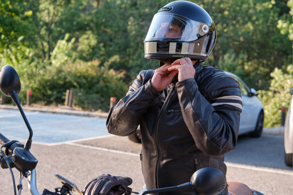 Qual o Melhor Capacete de Moto Para Comprar em 2025